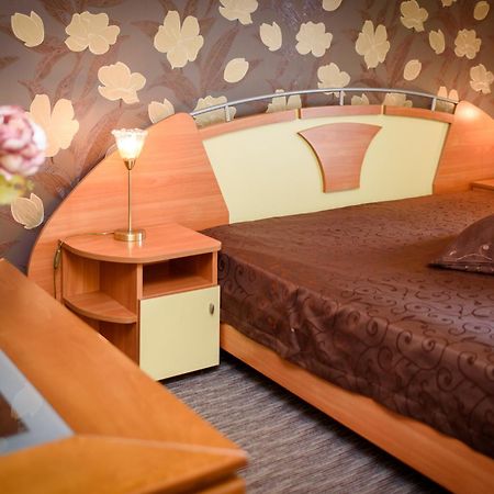 Guest House Ianis Paradise Nesebar Exterior photo